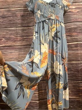 Patrons of Peace Blue/Gray Tropical Flower Romper L